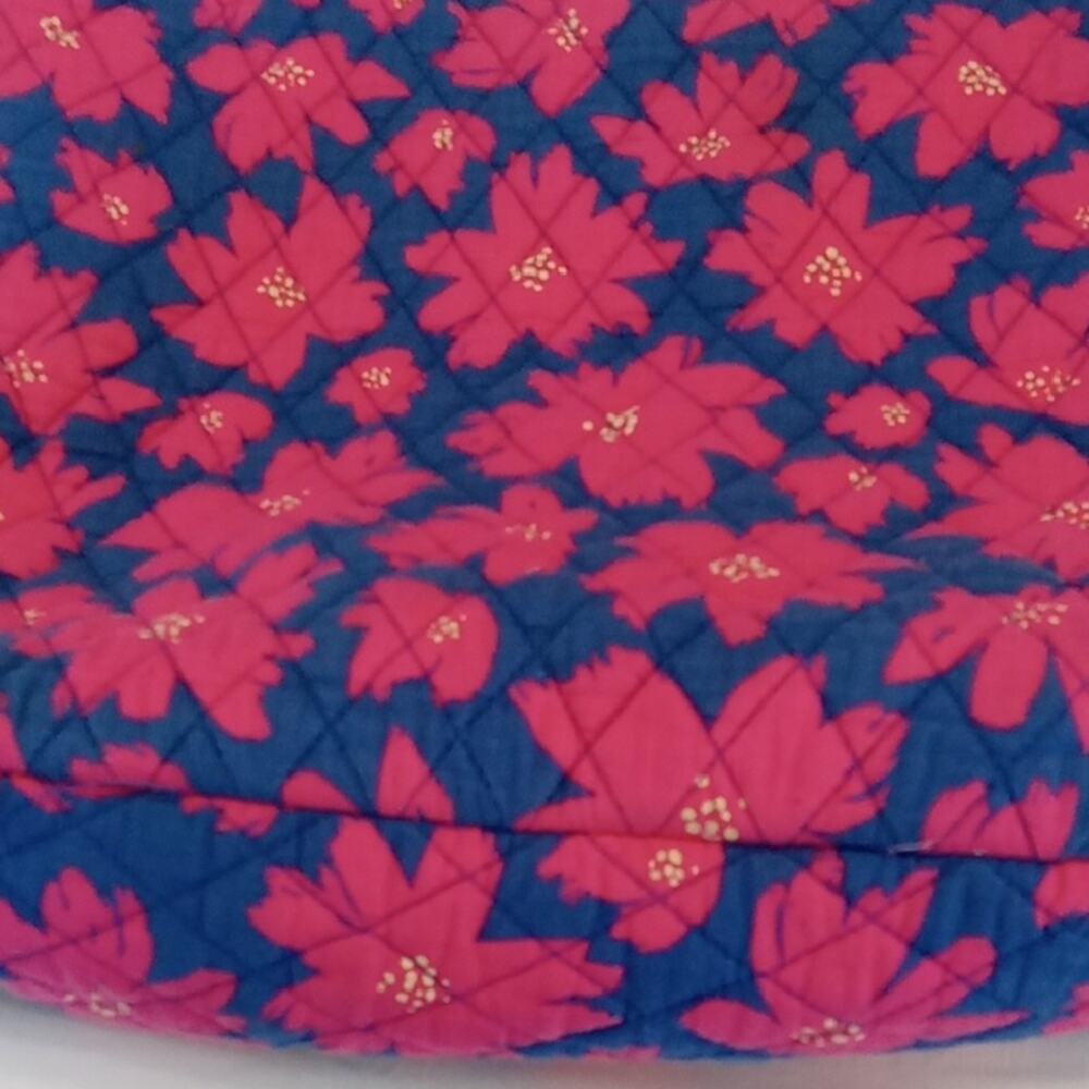 Vera Bradley Women's Floral Pink and Blue Art Poppies Tote Bag. Versatile - Picture 2 of 6